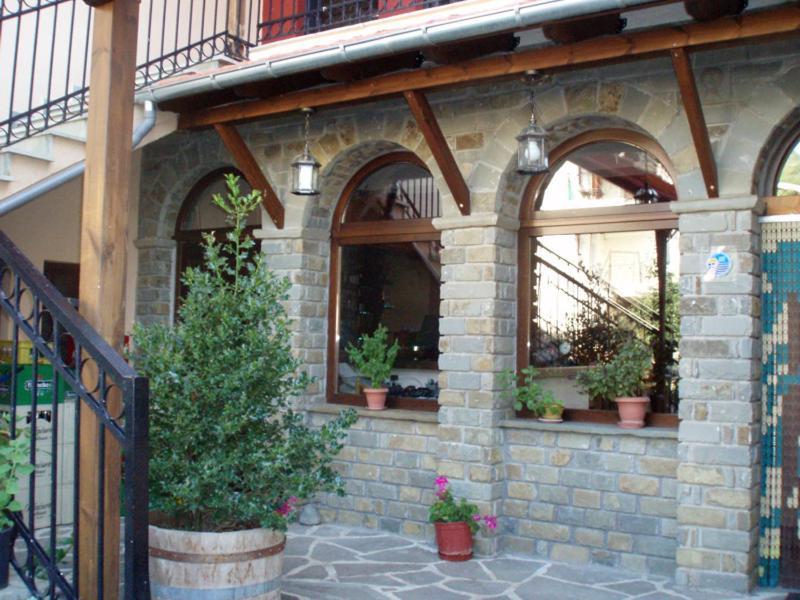 Hotel Lefteris Alatopetra Exterior foto